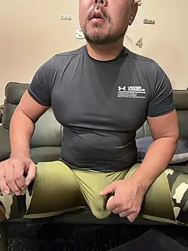 Snapshot of jack_jay0103 chatting on 10-10-25, 12:22 jack jay0103 online show from 10-10-25, 12:22