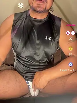 Snapshot of jack_jay0103 chatting on 05-22-26, 12:14 jack jay0103 online show from 05-22-26, 12:14