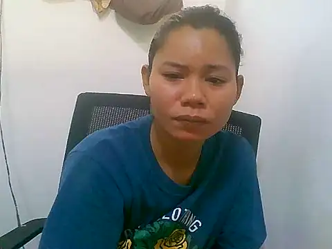 Snapshot of Sweeetgurll chatting on 06-14-26, 12:07 Sweeetgurll online show from 06-14-26, 12:07