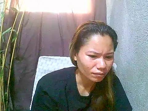 Snapshot of Sweeetgurll chatting on 05-06-26, 01:42 Sweeetgurll online show from 05-06-26, 01:42