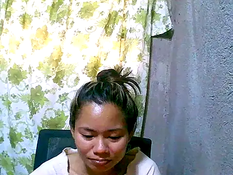 Sweeetgurll online show from 09-15-25, 12:44