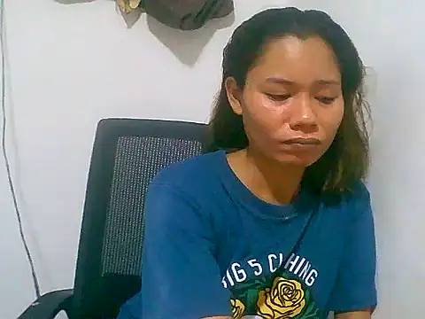 Snapshot of Sweeetgurll chatting on 06-13-26, 12:03 Sweeetgurll online show from 06-13-26, 12:03