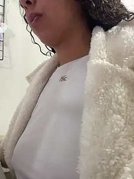 Snapshot of A_maddy chatting on 05-03-26, 10:13 A maddy online show from 05-03-26, 10:13