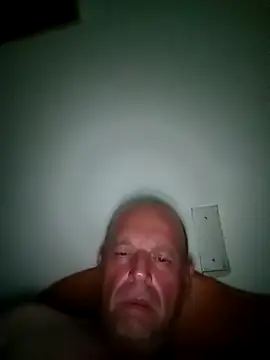 Snapshot of ulisestele chatting on 10-18-25, 04:53 ulisestele online show from 10-18-25, 04:53