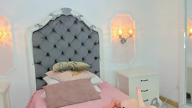 Alison Carde05 online show from 09-19-25, 07:51