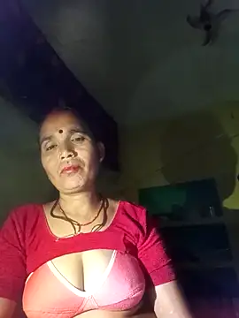 Snapshot of Monika_thakurr chatting on 10-01-25, 09:03 Monika thakurr online show from 10-01-25, 09:03