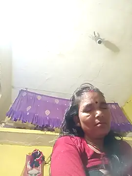 Snapshot of Monika_thakurr chatting on 09-27-25, 10:38 Monika thakurr online show from 09-27-25, 10:38