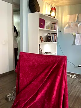 Canneela online show from 10-22-25, 04:17