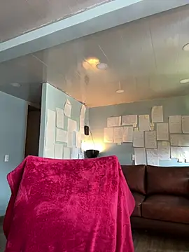 Canneela online show from 04-16-26, 05:47