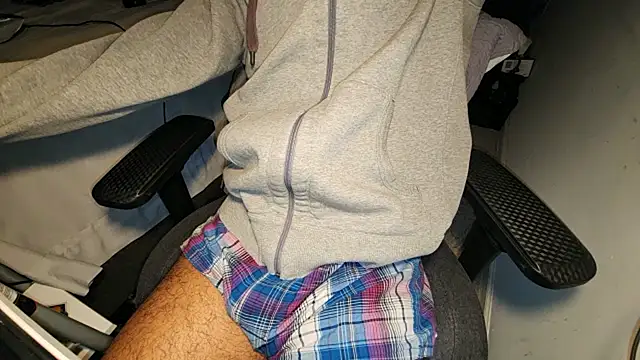 catt18 online show from 12-22-25, 04:01