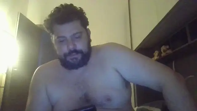 Snapshot of giuseppelovisi85 chatting on 10-06-25, 07:20 giuseppelovisi85 online show from 10-06-25, 07:20