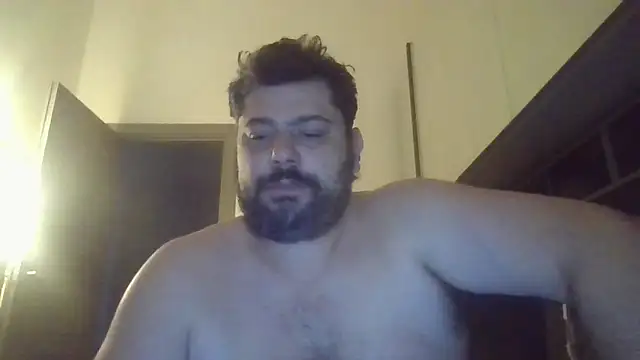 Snapshot of giuseppelovisi85 chatting on 10-05-25, 06:04 giuseppelovisi85 online show from 10-05-25, 06:04