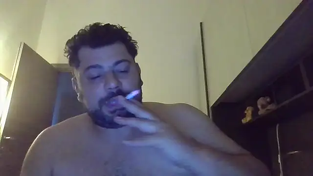 Snapshot of giuseppelovisi85 chatting on 09-10-25, 01:21 giuseppelovisi85 online show from 09-10-25, 01:21