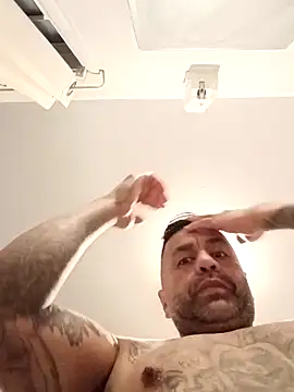 Snapshot of Fatboy909 chatting on 02-16-26, 07:40 Fatboy909 online show from 02-16-26, 07:40