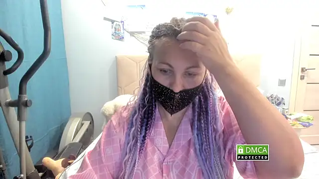 EmilyMali online show from 10-14-25, 06:08