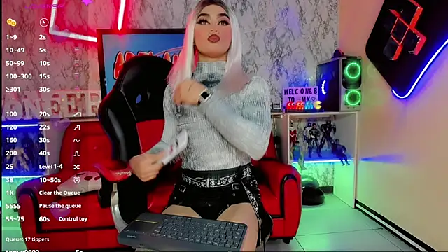 Natasha clifford online show from 02-15-26, 10:36