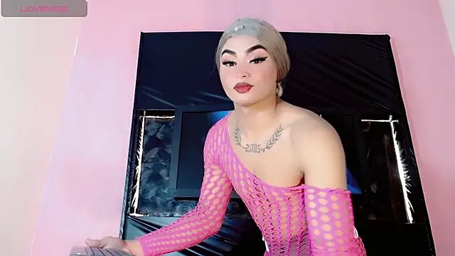 Natasha clifford online show from 03-29-26, 08:10