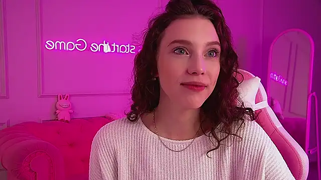 Snapshot of VeronicaVances chatting on 10-02-25, 06:11 VeronicaVances online show from 10-02-25, 06:11