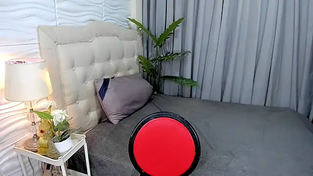 Patricia Anderson online show from 11-12-25, 05:55