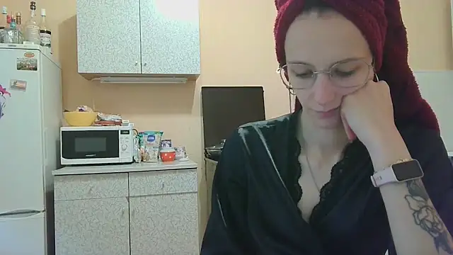 Lucy Divine online show from 09-16-25, 11:22
