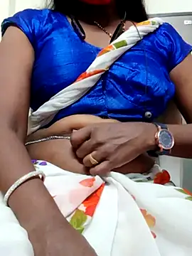 Snapshot of hotmahitha chatting on 06-06-26, 06:35 hotmahitha online show from 06-06-26, 06:35