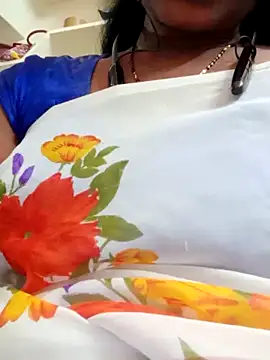 Snapshot of hotmahitha chatting on 06-18-26, 08:24 hotmahitha online show from 06-18-26, 08:24