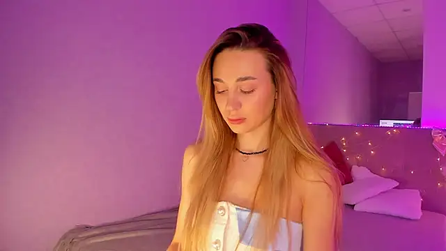 AlexaWilds online show from 04-06-26, 05:30