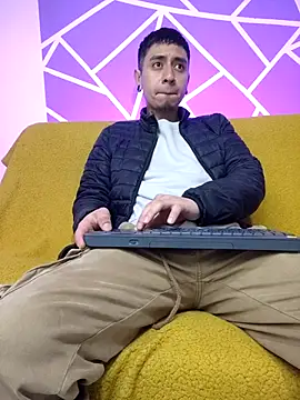 abnerdam01 online show from 09-19-25, 03:10