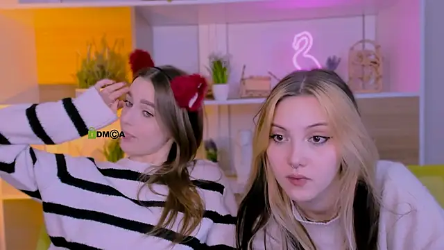 aria moo online show from 10-10-25, 07:25