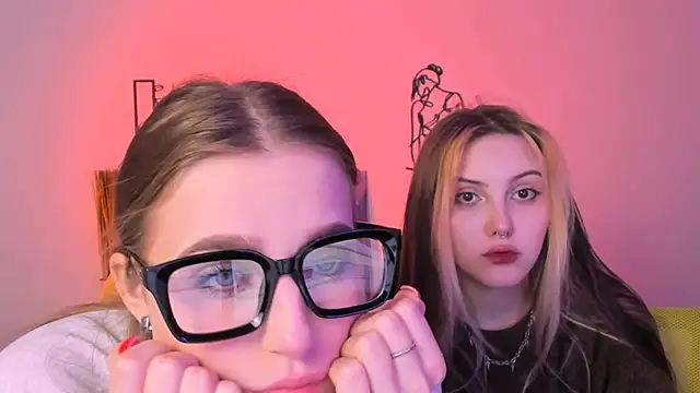 aria moo online show from 10-13-25, 07:04