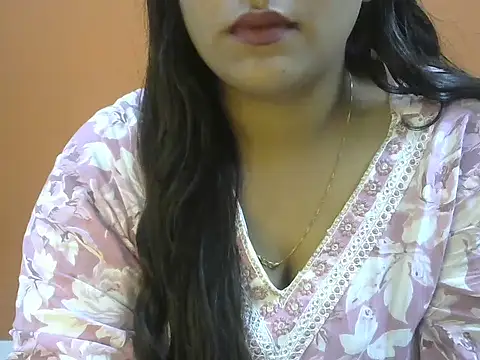 Queenxxx98 online show from 12-20-25, 06:00