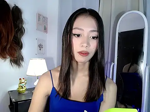 lovely kiannaHugecock online show from 01-14-26, 12:53