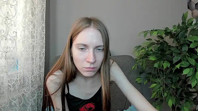 Kelly Gerzikaa online show from 09-19-25, 02:26