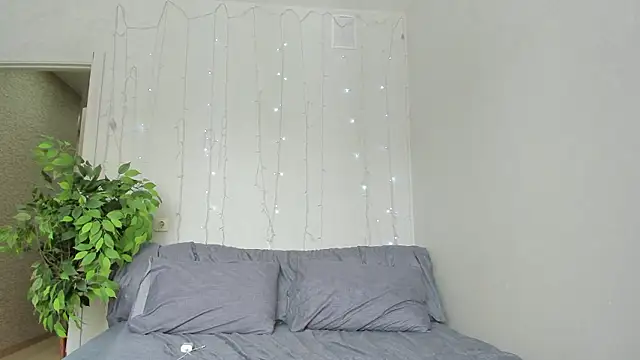 Snapshot of Kelly_Gerzikaa chatting on 03-22-26, 04:27 Kelly Gerzikaa online show from 03-22-26, 04:27