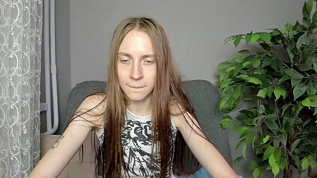 Kelly Gerzikaa online show from 09-12-25, 03:06