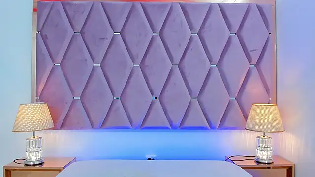 MaskedGirl  online show from 10-24-25, 12:15