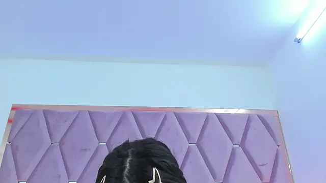 MaskedGirl  online show from 10-11-25, 11:55