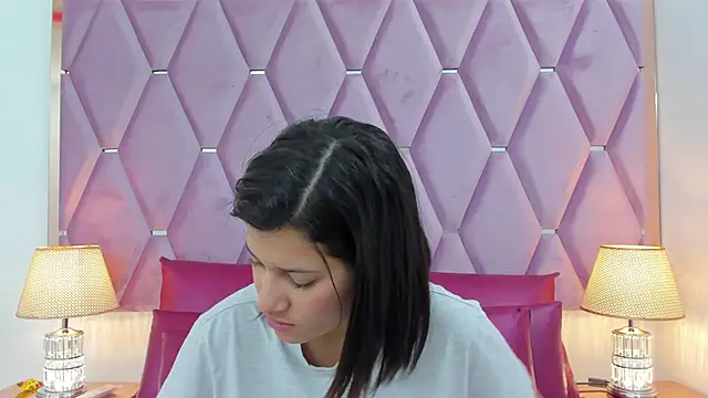 MaskedGirl  online show from 12-05-25, 11:42