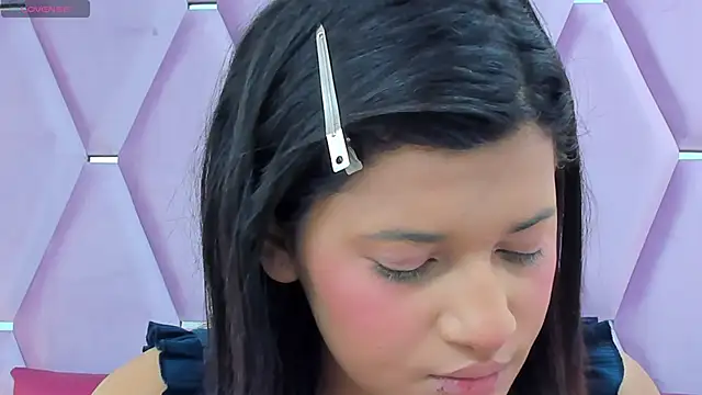 MaskedGirl  online show from 10-29-25, 12:04