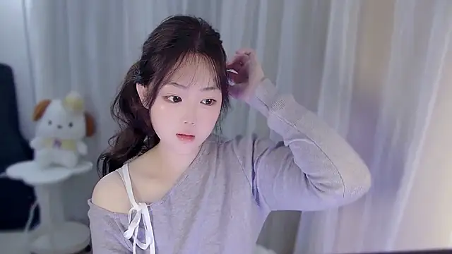 Snapshot of YUANYUAN-A chatting on 11-08-25, 08:40 YUANYUAN-A online show from 11-08-25, 08:40