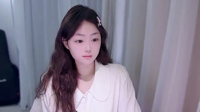 YUANYUAN-A online show from 11-13-25, 01:09