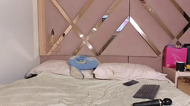 Sophia moo  online show from 02-26-26, 03:50