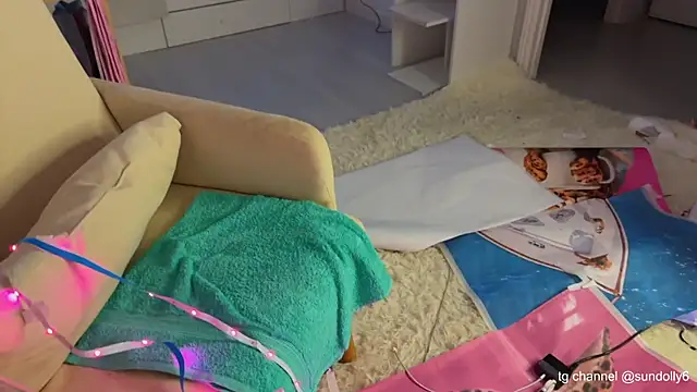 lxsundollyxl online show from 12-20-25, 04:15