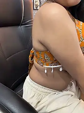 Riya-6969 online show from 05-03-26, 03:37