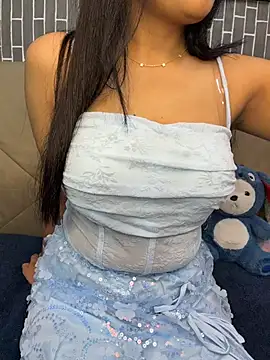 Riya-6969 online show from 07-23-26, 03:19