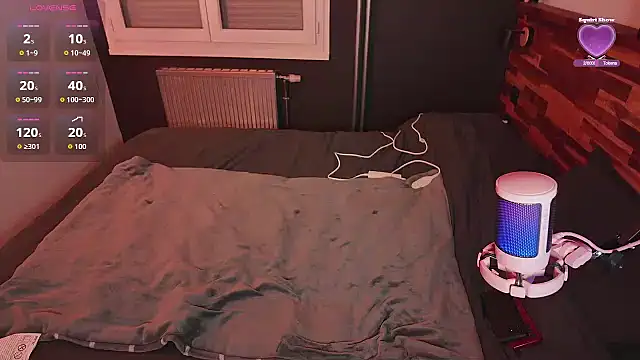 LilyWhite fr online show from 02-26-26, 10:43