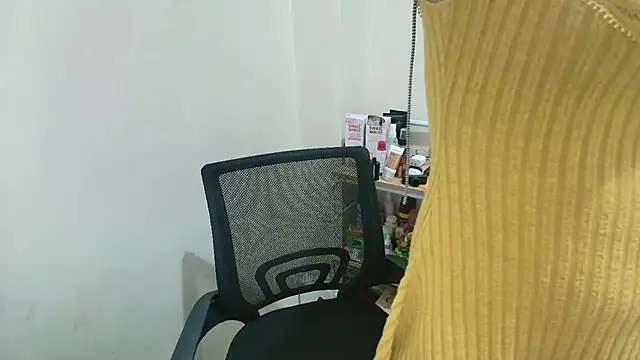 Aphrodities 28 online show from 11-12-25, 09:24