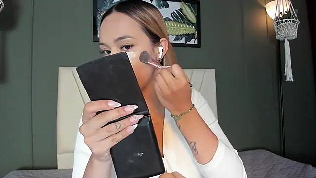 nikolevoshkie  online show from 04-11-26, 12:20