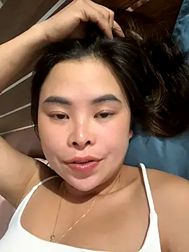 Snapshot of han-cute chatting on 09-28-25, 02:02 han-cute online show from 09-28-25, 02:02