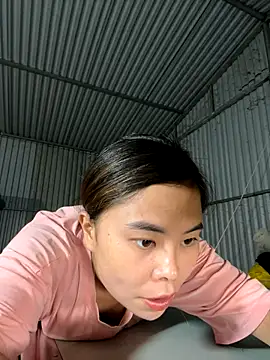 Snapshot of han-cute chatting on 10-01-25, 02:21 han-cute online show from 10-01-25, 02:21